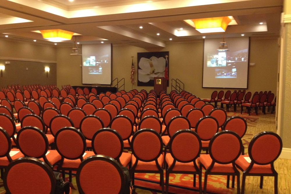 courtyard by marriott warner robins