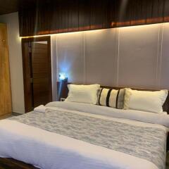 The Frostwood Resort,Ranikhet,4 star