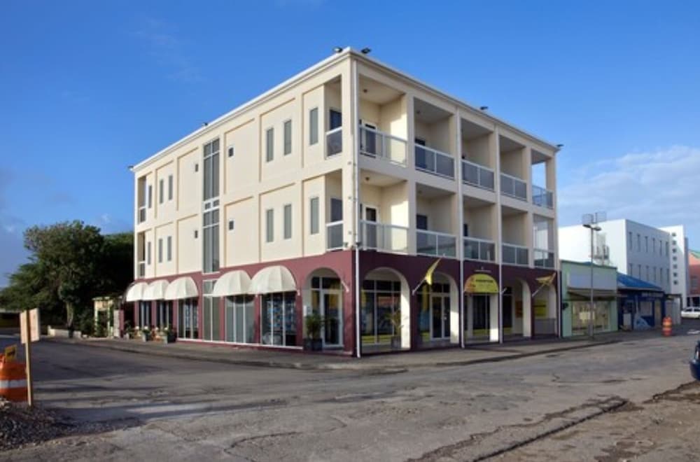 central hotel bonaire