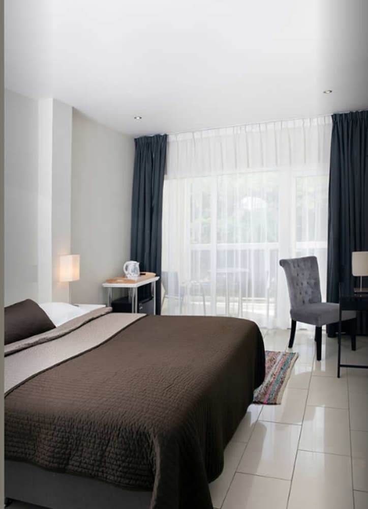 central hotel bonaire