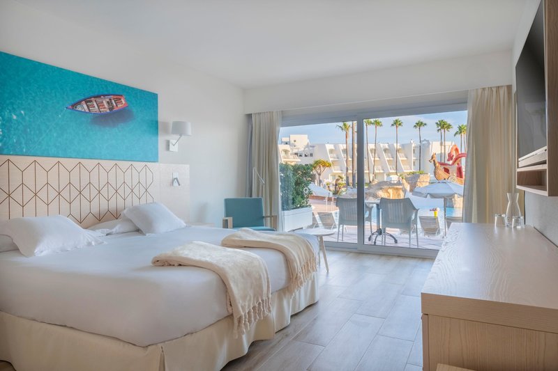 iberostar waves royal andalus