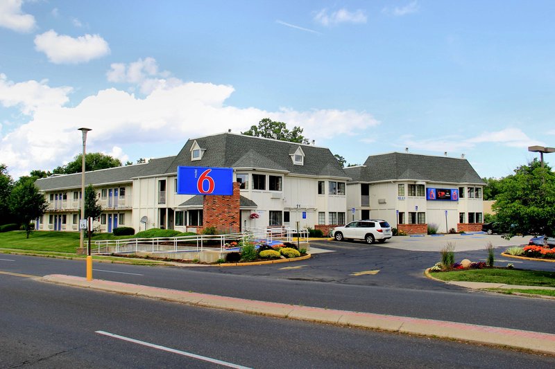 motel 6 enfield ct hartford