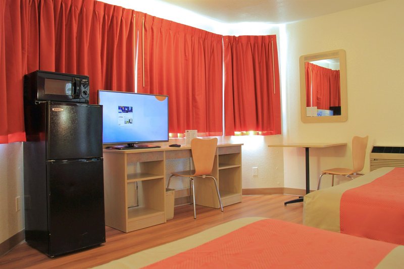 motel 6 enfield ct hartford