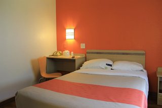 motel 6 enfield ct hartford