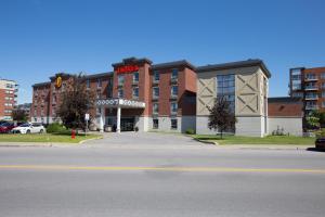 Super 8 By Wyndham Lachenaie/Terrebonne,Montreal>>Lachenaie,2 star