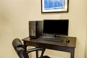 super 8 by wyndham lachenaie terrebonne