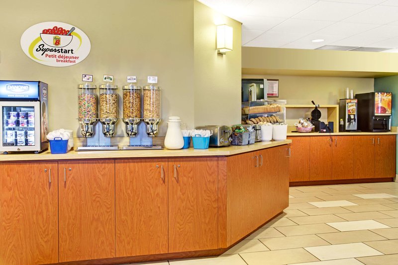 super 8 by wyndham lachenaie terrebonne