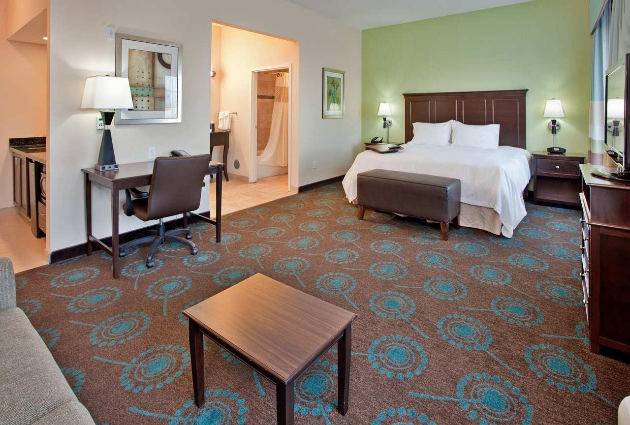 hampton inn and suites st cloud mn