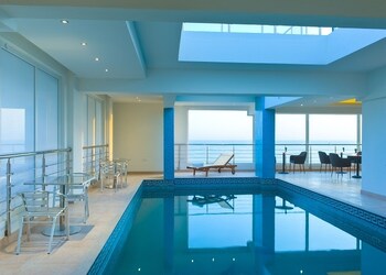 al hail waves hotel managed by centara