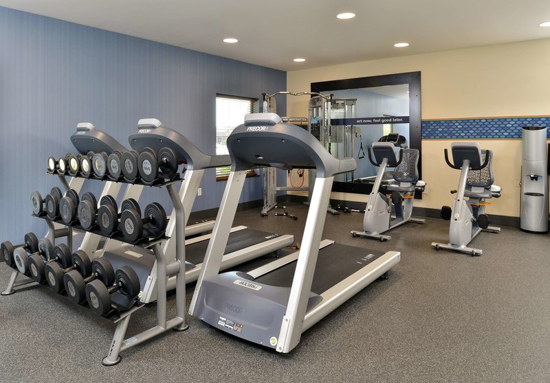 hampton inn iowa city university area