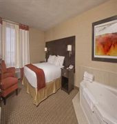 Holiday Inn Express & Suites Chatham South By Ihg,Near Chatham-Kent John D. Bradley Convention Centre,3 star