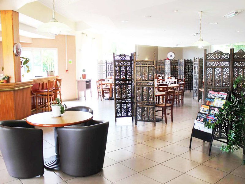 greet hotel castres saix