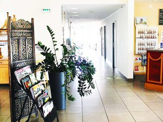 greet hotel castres saix