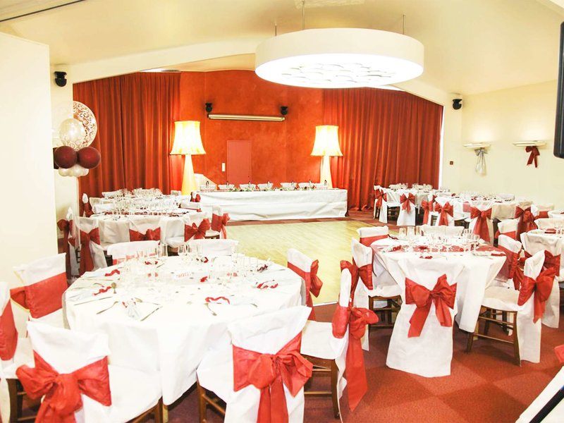 greet hotel castres saix