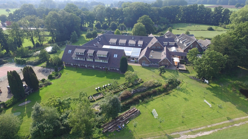 landhuishotel and restaurant de bloemenbeek