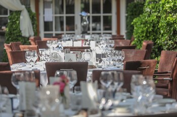 landhuishotel and restaurant de bloemenbeek