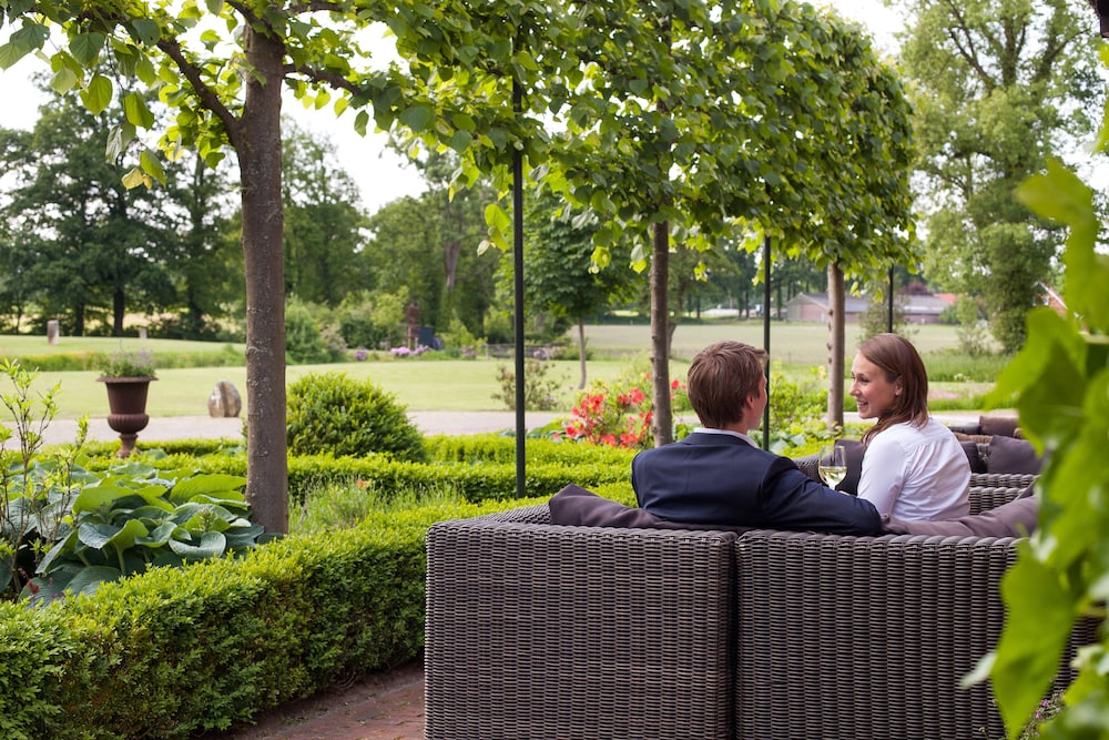 landhuishotel and restaurant de bloemenbeek