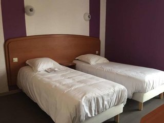 brit hotel essentiel troyes aeroport