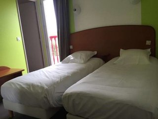 brit hotel essentiel troyes aeroport