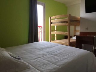 brit hotel essentiel troyes aeroport