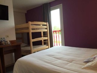 brit hotel essentiel troyes aeroport