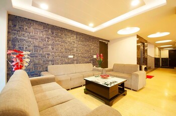 Hotel Belwood By Wb Inn,Plot No 408 Frist Floor Road No 4 , Gali No 8, Mahipalpur New Delhi 110037,2 star
