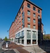 courtyard portland downtown waterfront