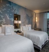 courtyard portland downtown waterfront