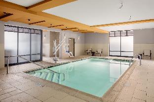 courtyard portland downtown waterfront