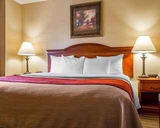 Comfort Inn And Suites Wilton,Farmington>>Augusta,3 star
