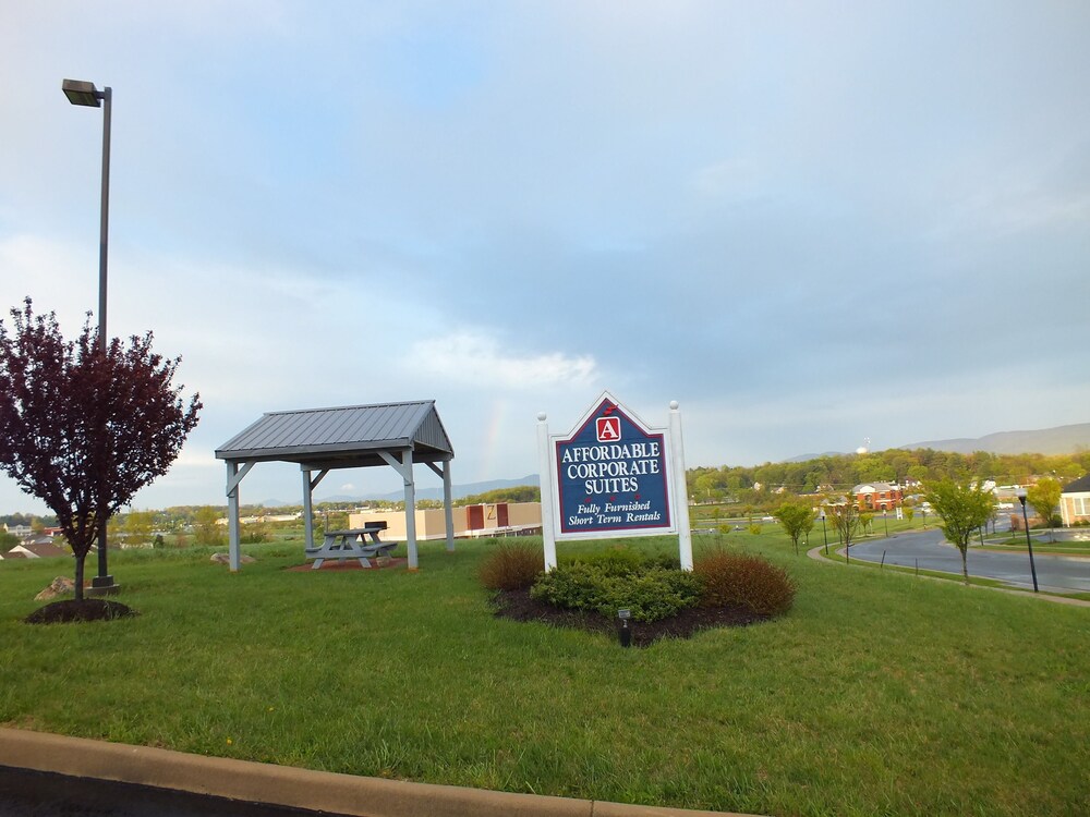affordable suites of america waynesboro