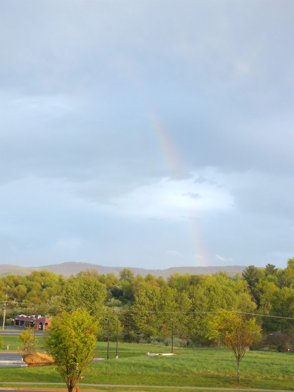 affordable suites of america waynesboro