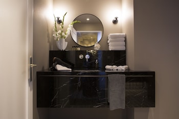 room with a view apartments