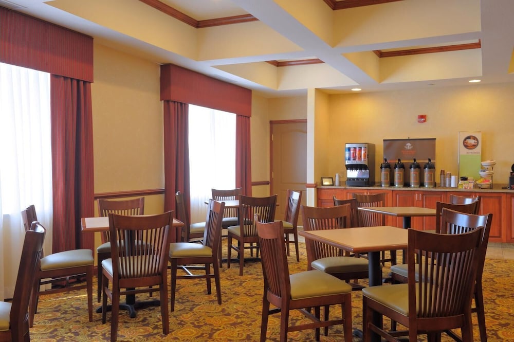country inn and suites by radisson washington at meadowlands pa