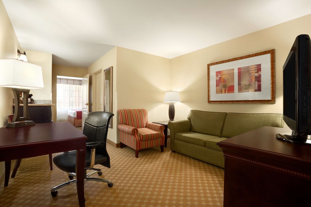 country inn and suites by radisson washington at meadowlands pa