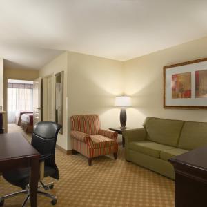 Country Inn & Suites By Radisson, Washington At Meadowlands, Pa,Fort Washington>>Bentleyville,3 star