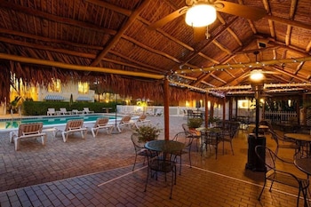 naples garden inn