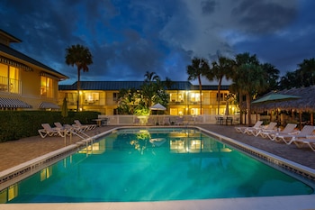 naples garden inn