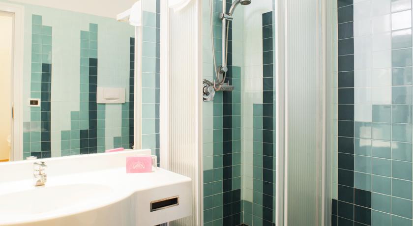 adua and regina di saba