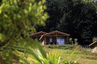 Terres De France - Les Hameaux De Pomette,Cazals>>Cahors,2 star