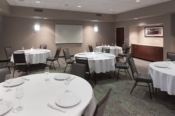 courtyard by marriott hattiesburg