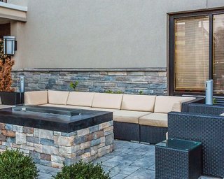 Quality Suites Nashville Airport,Tennessee>>Nashville,3 star