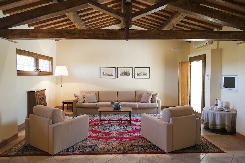 santo pietro resort