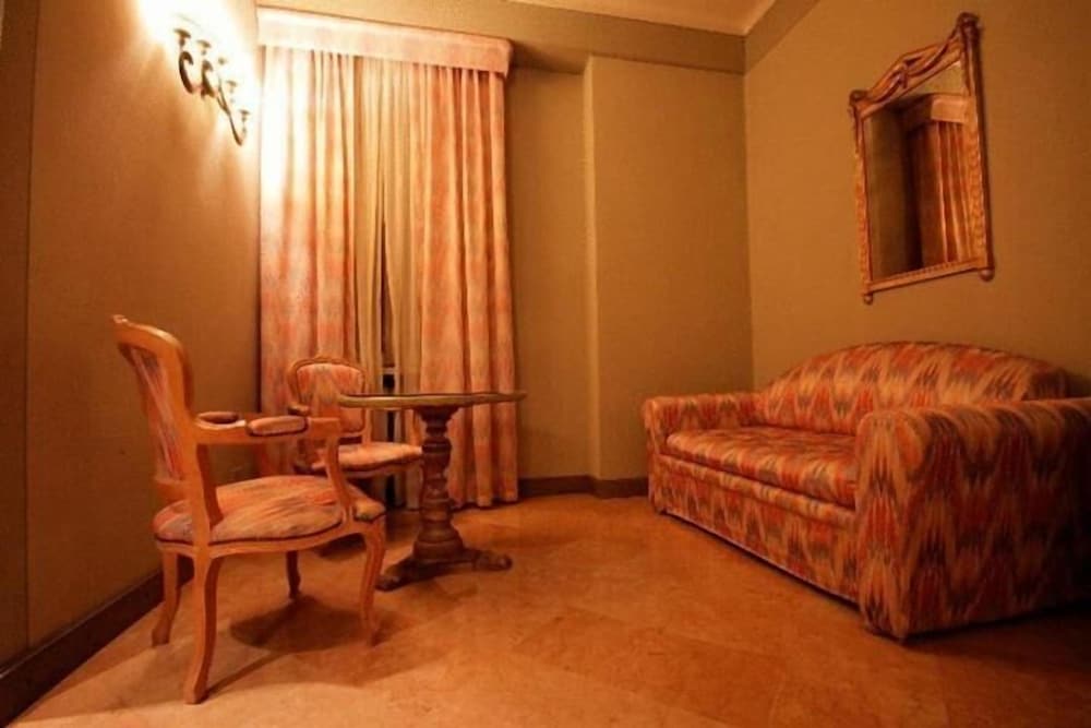 hotel arnaldo aquila doro