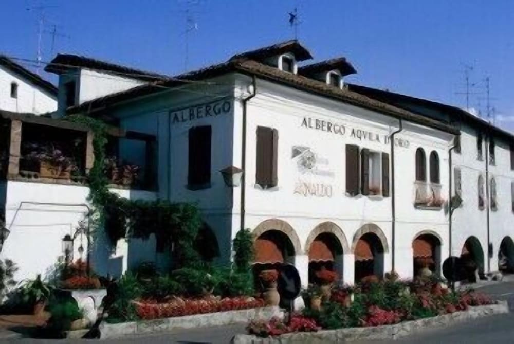 hotel arnaldo aquila doro