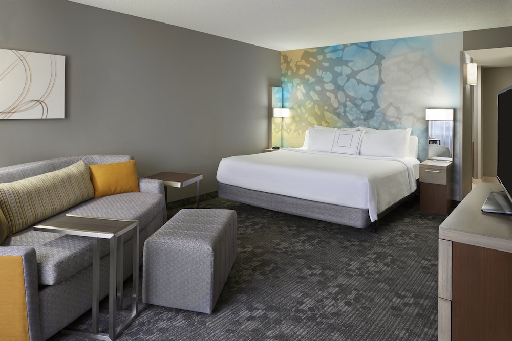 courtyard by marriott toronto airport