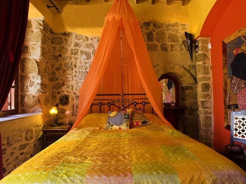 nikos takis fashion boutique hotel