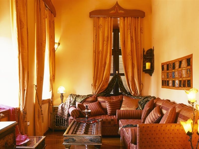 nikos takis fashion boutique hotel