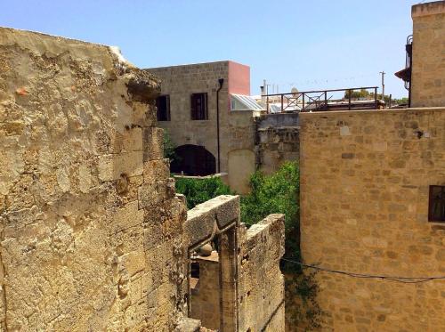 nikos takis fashion boutique hotel