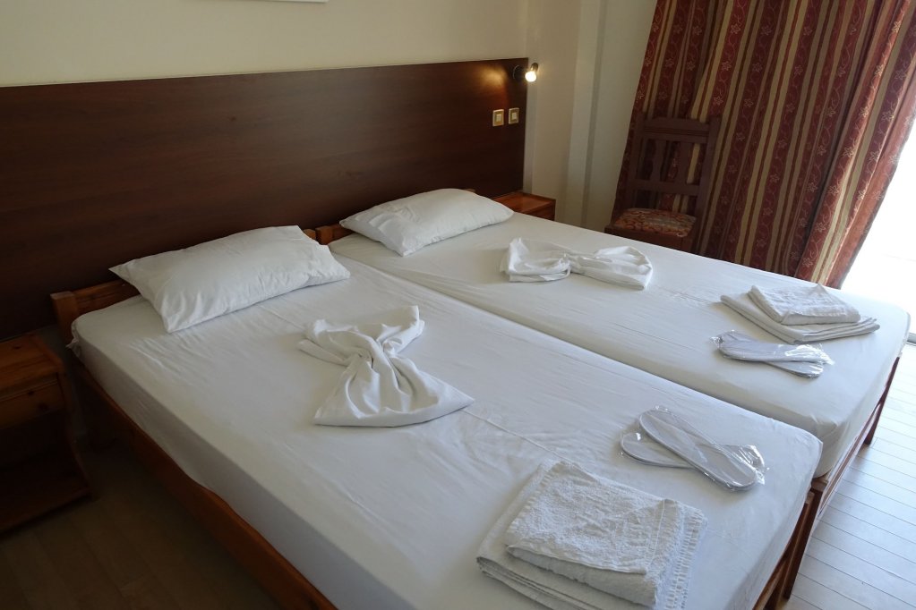 bristol hotel and apartments